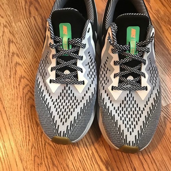 Men’s Nike Zoom Shoes - Picture 6 of 6